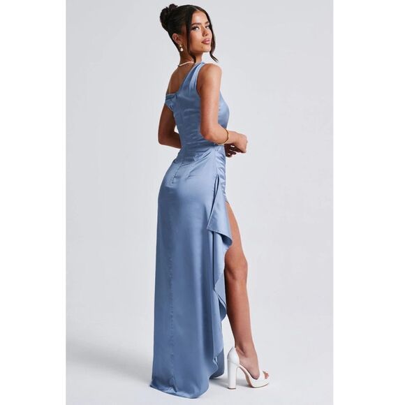 Babyboo Juliene Satin Maxi Dress in Dusty Blue NEW Size Medium - Picture 4 of 13